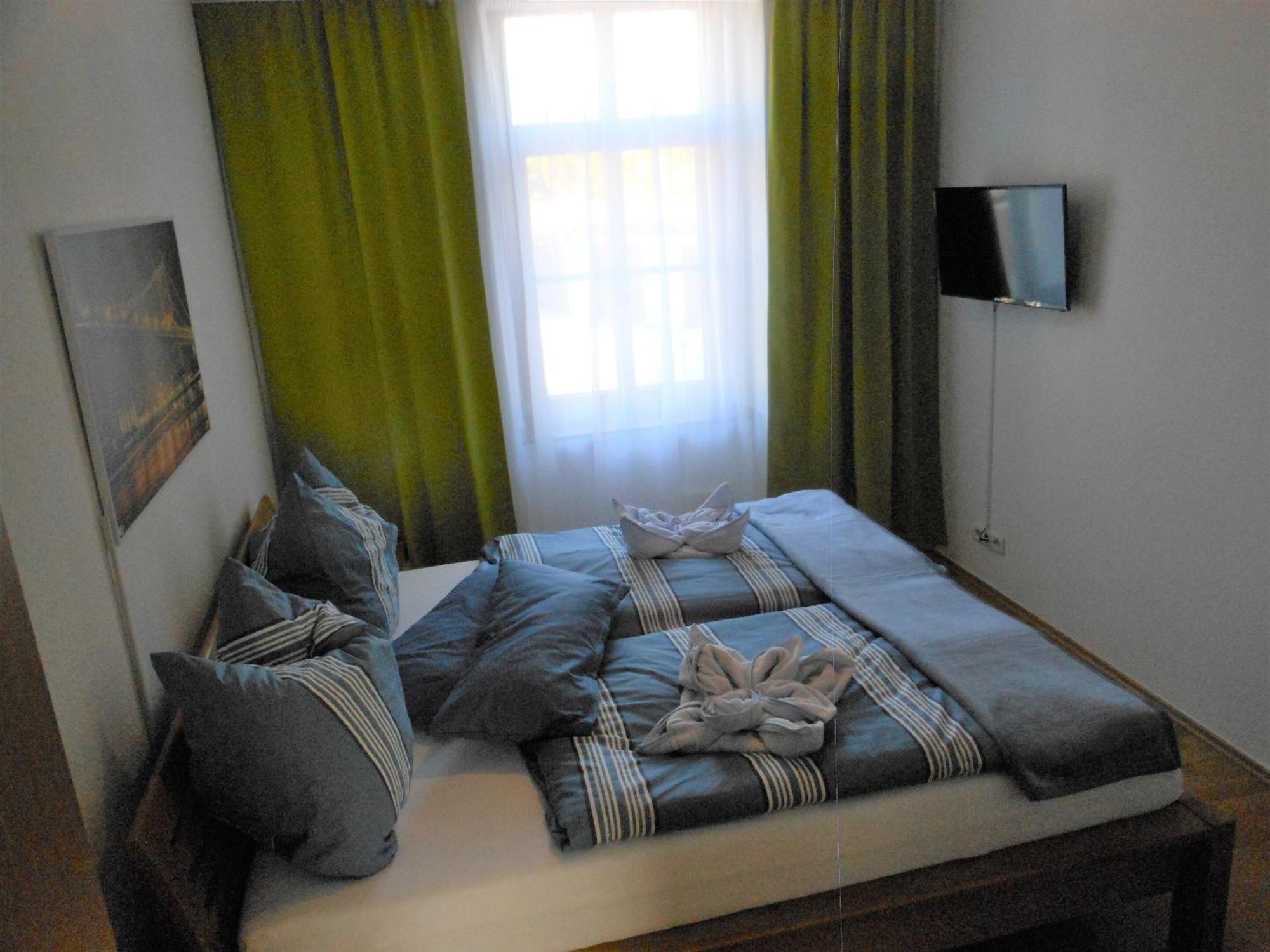 Pension Am Werder Бернбург Номер фото